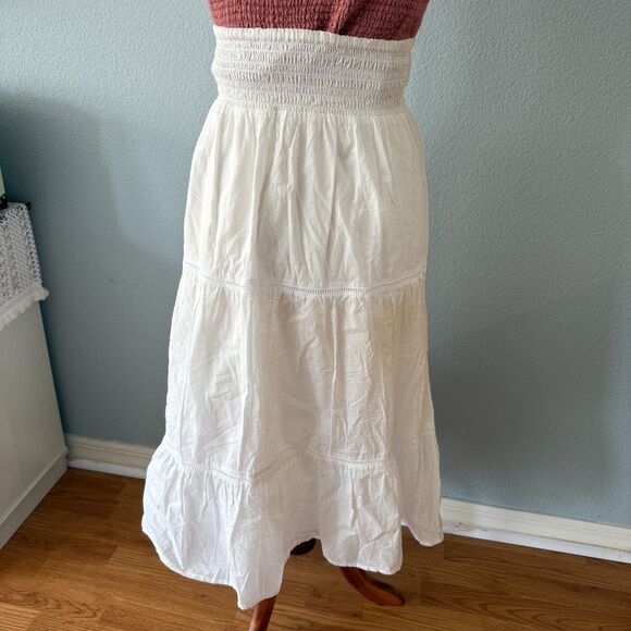 Rails Edina Elegant White Tiered Skirt Size Small - Picture 5 of 9